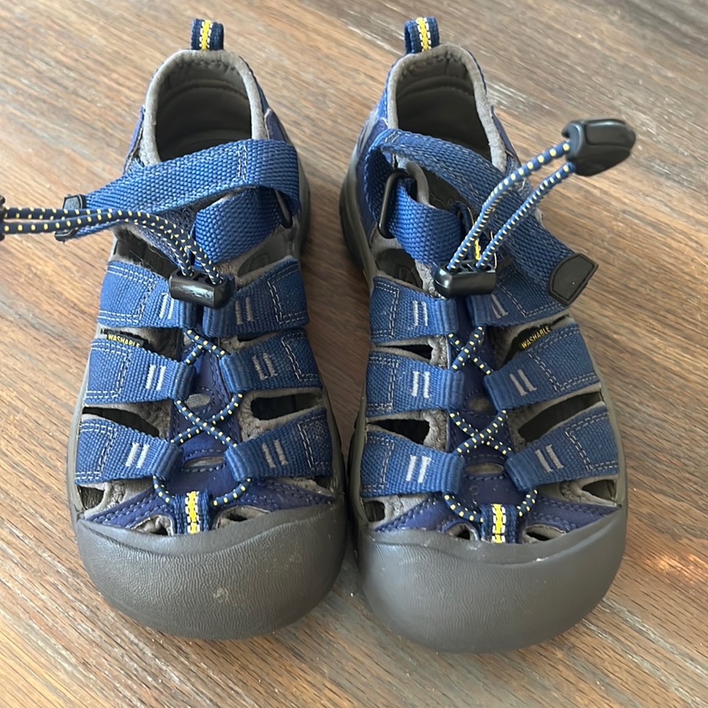 KEEN Newport H2 youth sandals